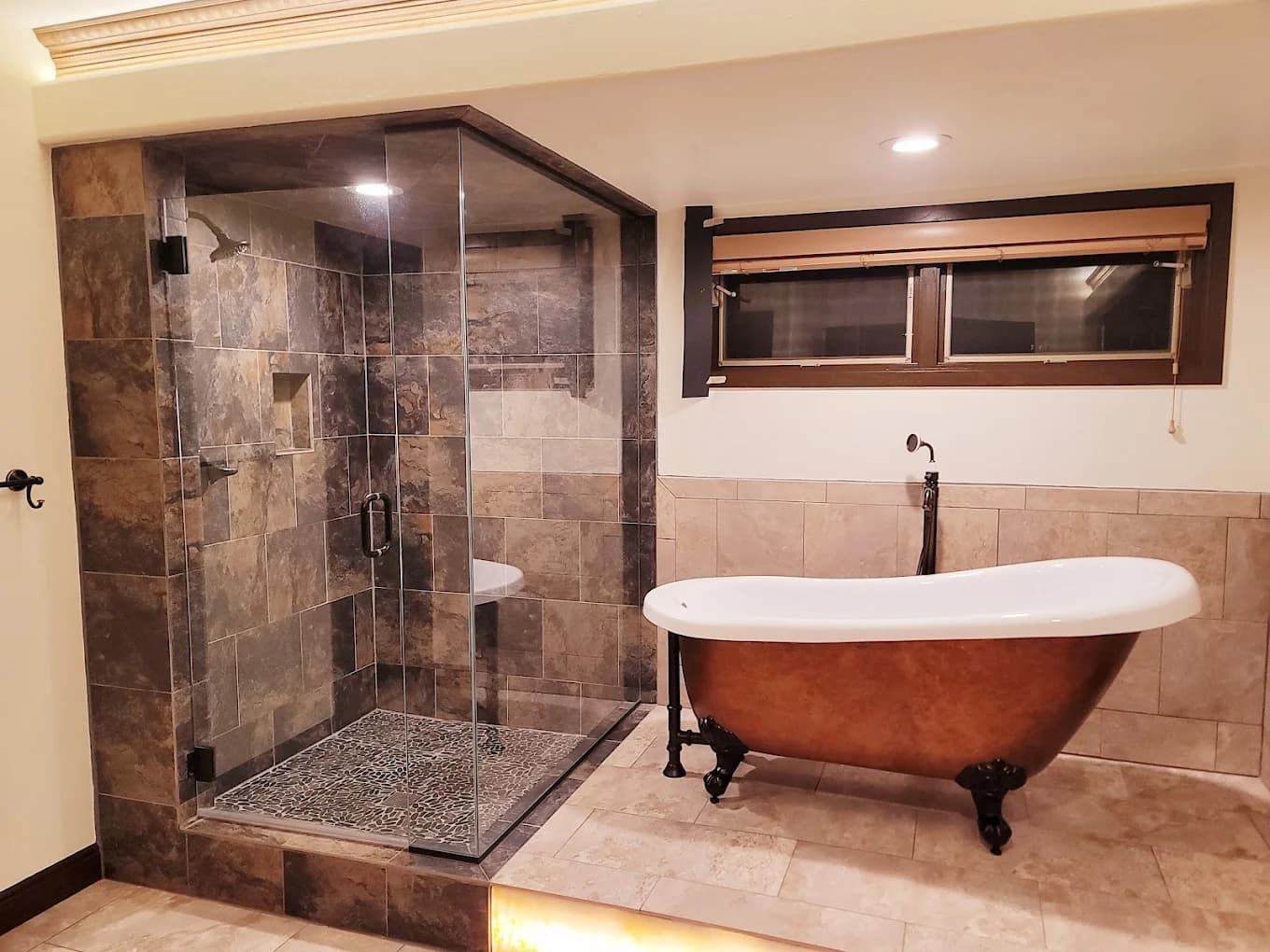 Tub & Tile Restored