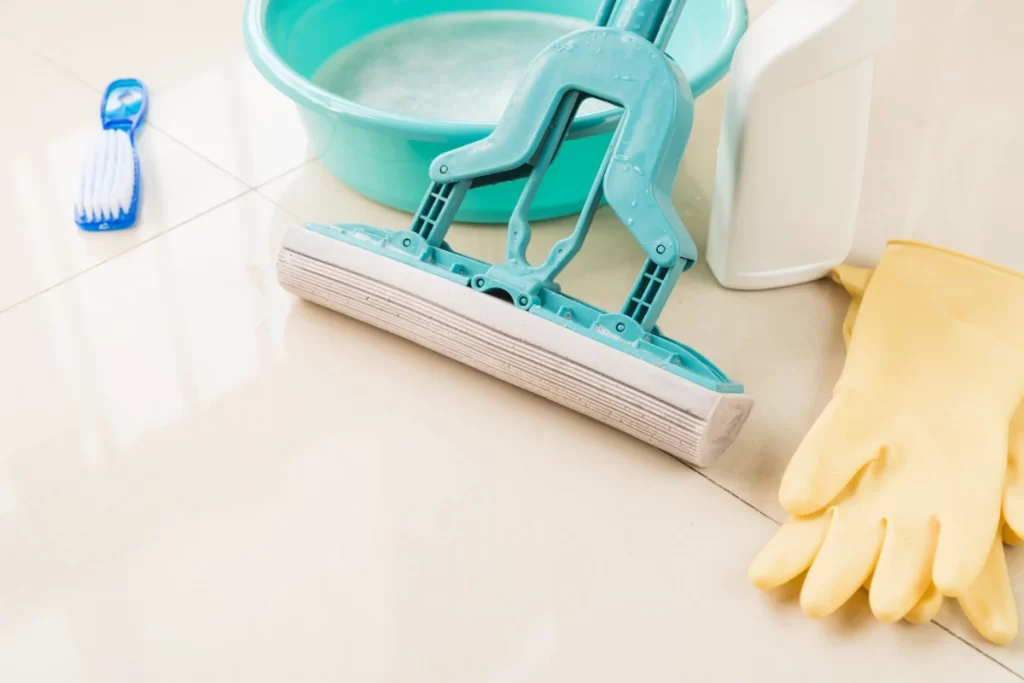 Bathroom Tile Cleaning Equipment